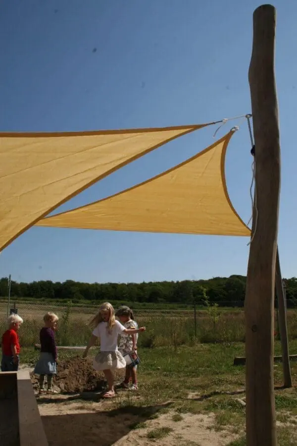 Hdpe trekantet slynge 4x4x4 m - camel inkl. braketter