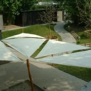 Pe trekantet seil 3,6x3,6x3,6 m - off-white inkl. beslag