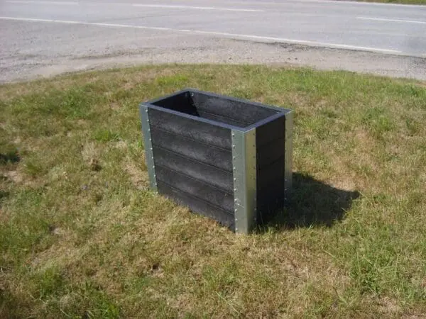 Plantekasse i resirkulert plast h:60cm