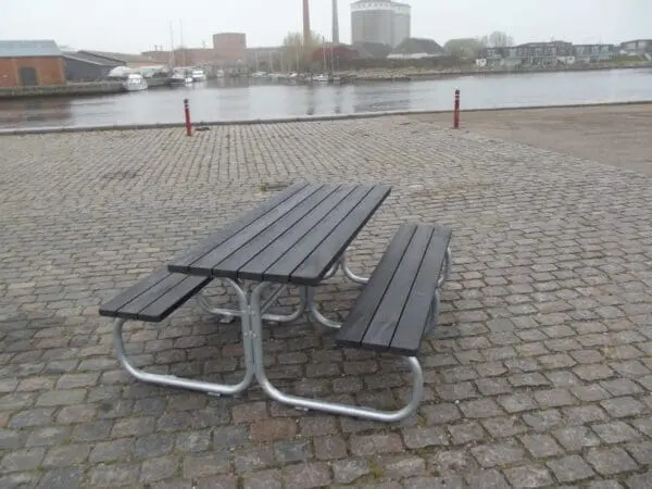 Bord-/benkesett i resirkulert plast - Bilde 2