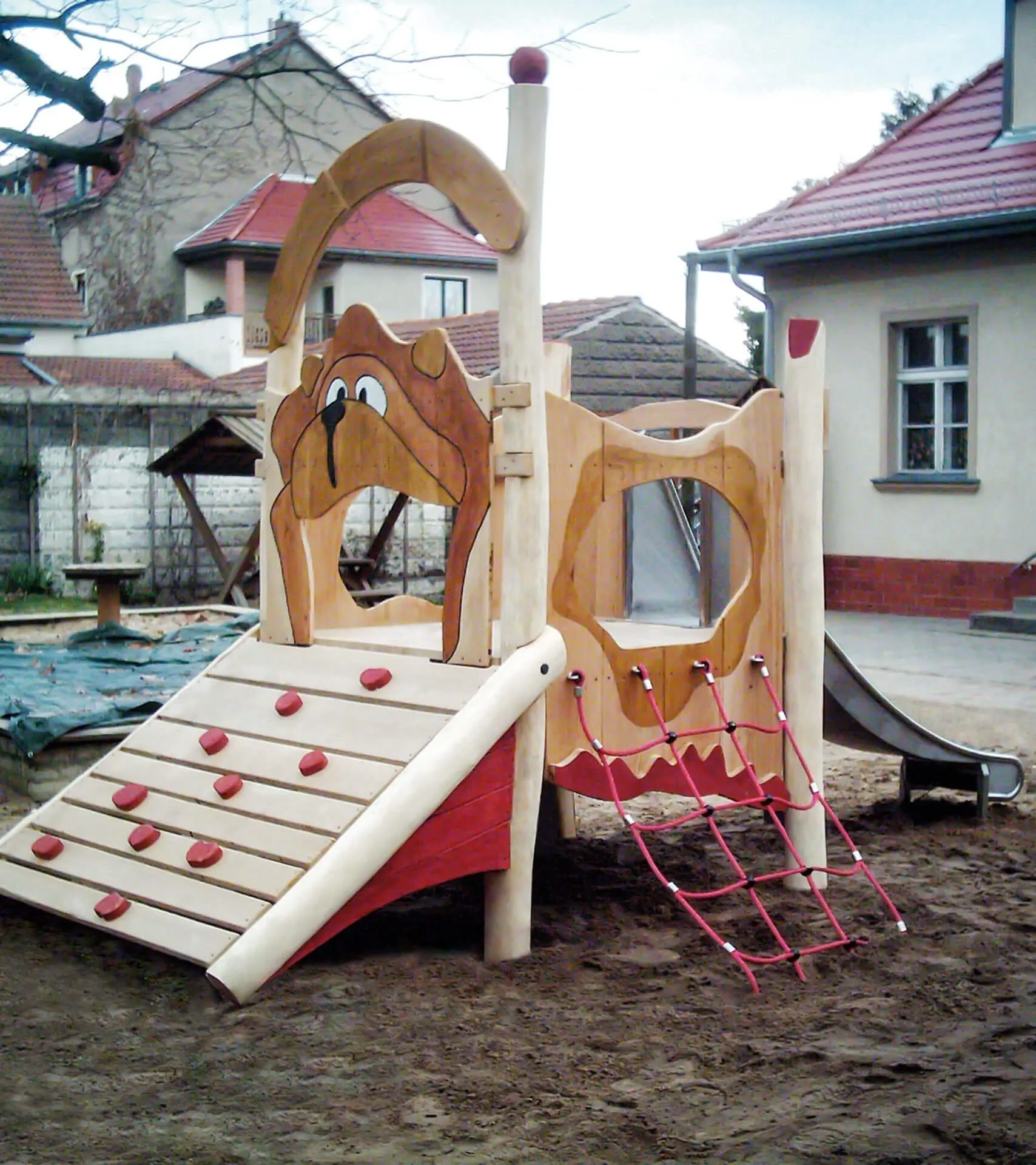 Lion Head Playhouse - Bilde 2