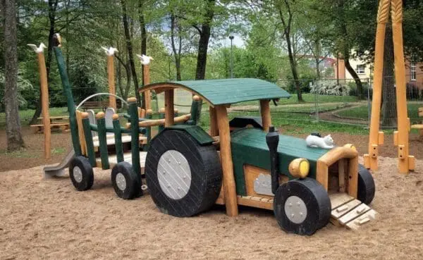 Traktor med tilhenger - Bilde 2