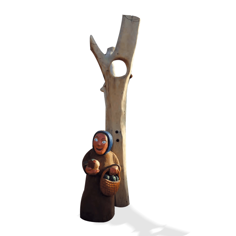 Klatring i tre med skulptur (n 39)
