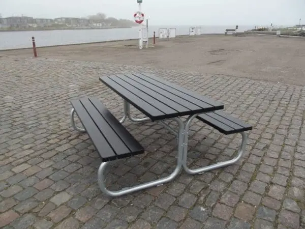 Bord-/benkesett i svartmalt nordlandsk furu - Bilde 2