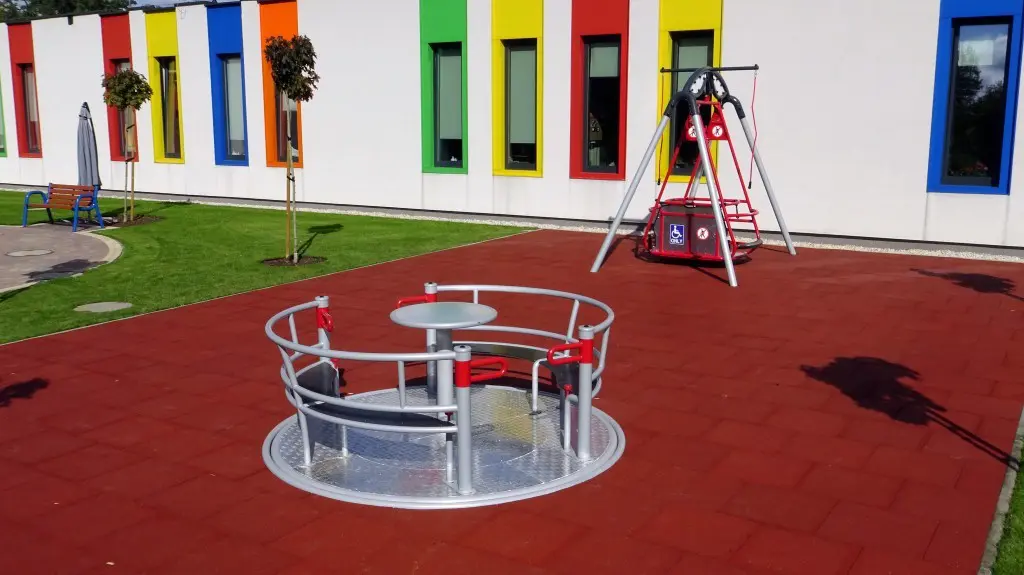 RULLESTOLKARUSELL YUGO 2 - Bilde 8